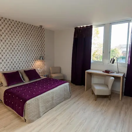 מלון La Quietat 3*